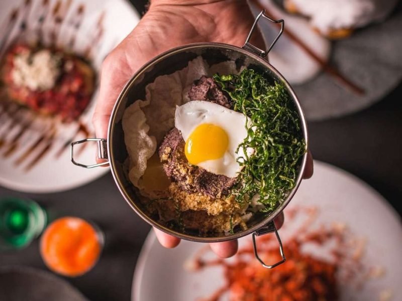 Menu Degustação: Uma Viagem Gastronômica no Poco Tapas